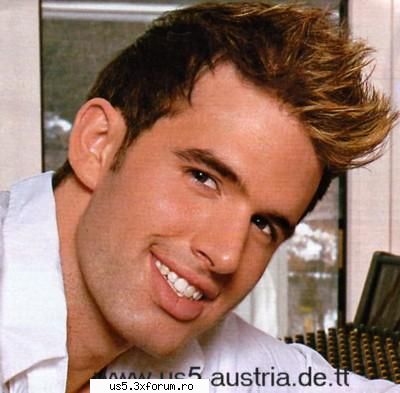 Jay Khan - let's be onestly...how we cannot dream when those - Hai sa facem cunostinata-despre formatie