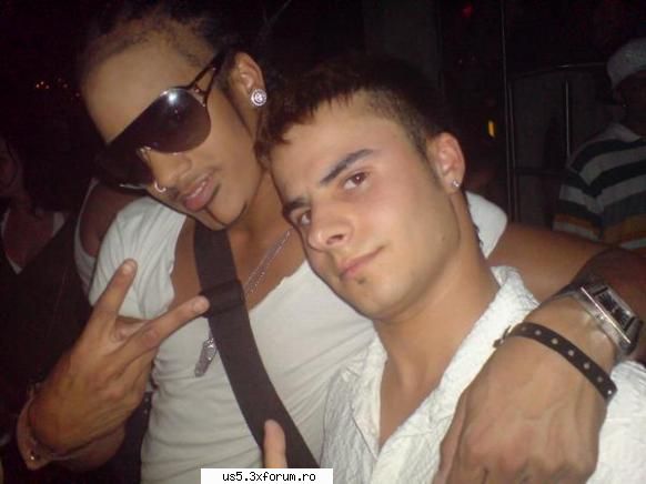 Mikel Johnson - stiu c credeti k e fake ...da nu e fake! e real - Membrii