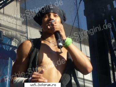 Mikel Johnson - nu.nu tare cred =D;) - Hai sa facem cunostinata-despre formatie