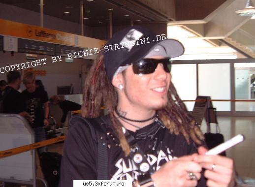 izzy :d poze
