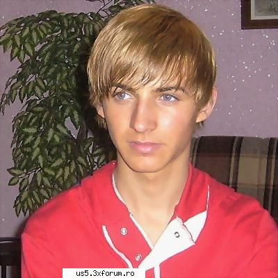 vopsit ,iar sunt mai blond.... ce ziceti? richie stringini