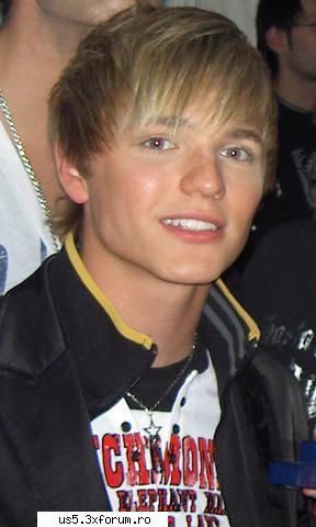 gilz fiti atente ce am mail de la richie pt toti fanii care il sustin p el si p me
thank u so much 4