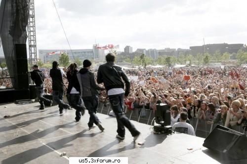 io ce sa zic,i have thrust in the band pics whit us5